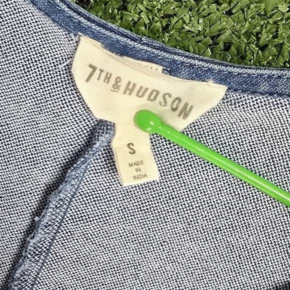 🛑$8🛑 FINAL PRICED ITEM! BUY NOW or BUNDLE TO SAVE MORE! - Picture 14 of 16